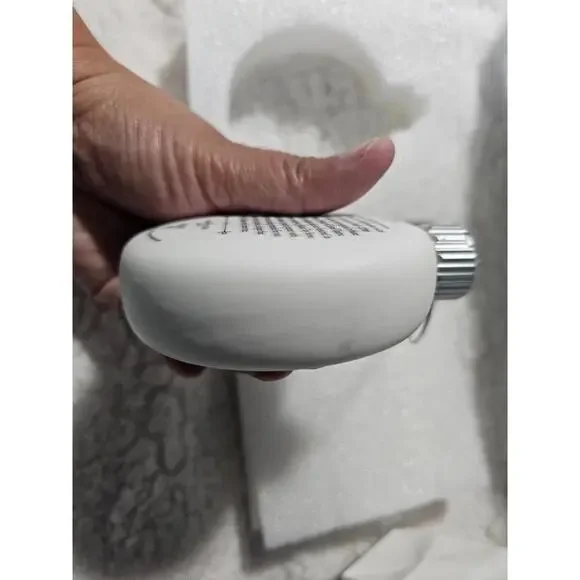 Brand New 2020 Thomas Kinkade Ornament A Christmas Wish 3.5" Round White Holiday - Picture 8 of 10